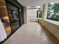 The Colonnade (D10), Condominium #459191021